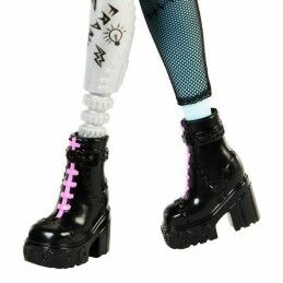 Monster High|Nenuco com Acessórios Monster High Frankie Stein