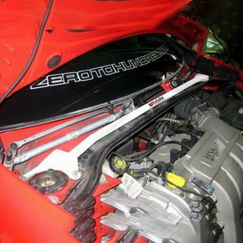 Ultra Racing|Barra de reforço Ultra Racing URTW2-990 Frontal Superior Ultra Racing|Barra de reforço Ultra Racing URTW2-990 Frontal Superior