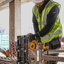 Dewalt|Lixadora de fita Dewalt DCG418NT-XJ