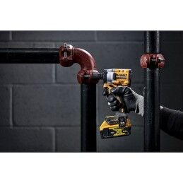 Dewalt|Chave de impacto Dewalt DCF922P2T-QW