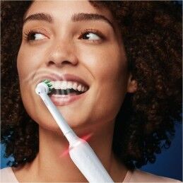 Oral-B|Escova de Dentes Elétrica Oral-B Pro 3
